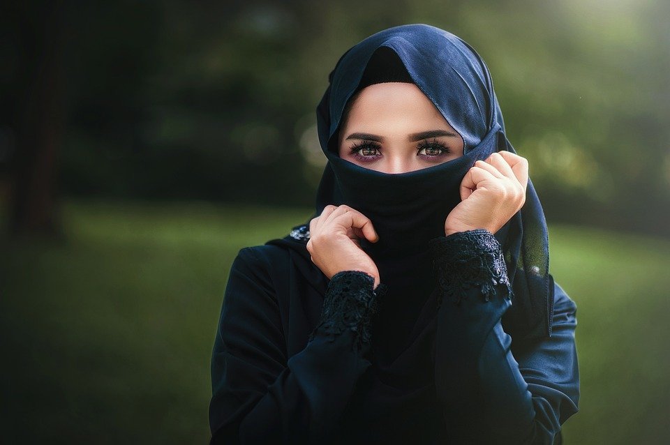 Les indispensables du style vestimentaire de la femme musulmane